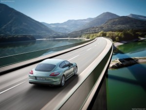 Porsche-Panamera_Diesel_2012-07