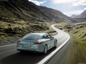 Porsche-Panamera_Diesel_2012-4