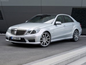 Mercedes-Benz-E63_AMG_2012_2