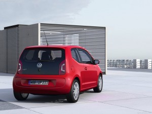 Volkswagen-Up_2013_02