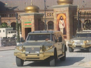 Dartz_Gold_Aladeen_Edition_Prombron-1