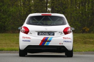 Peugeot_208_R2_Rally-3