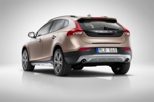 Volvo-V40-Cross-Country-3