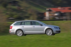 Skoda-Octavia-Combi-4x4-2