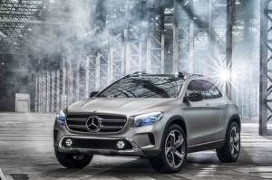 Mercedes-Benz-GLA-1