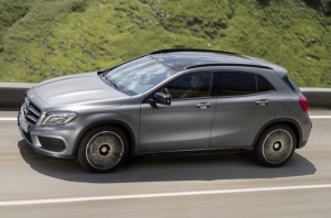 Mercedes-Benz-GLA-3