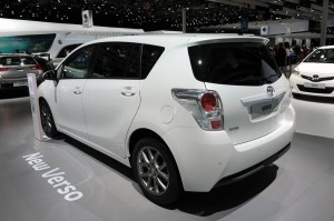 Toyota-Verso-2