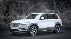 Volvo-XC90-1