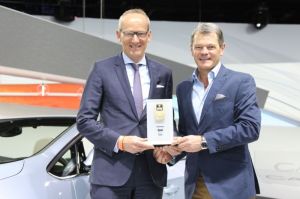 Opel-Connected-Car-Award-2