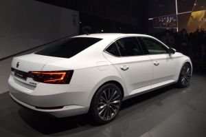 New-Skoda-Superb-2