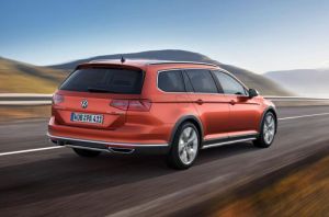 VW-Passat-Alltrack-3