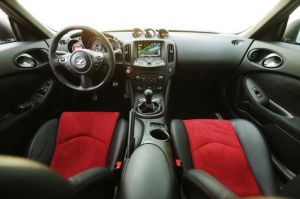 Nissan-370Z-Nismo-2