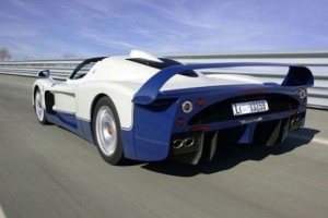 Maserati-MC12-Stradale-2