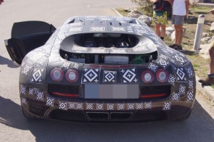 Bugatti-Chiron-2016-Spied-2