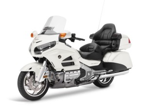 Honda-GL1800-GoldWing-2