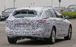 opel-insignia-spied-3