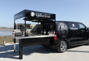 Gillardeau-Peugeot-Food-Truck-1