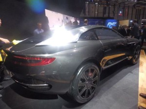 Aston-Martin-DBX-Concept-3