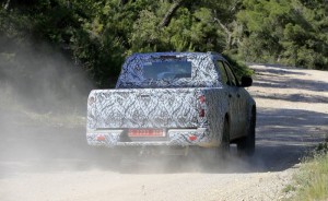 Mercedes-XClass-Spied-3