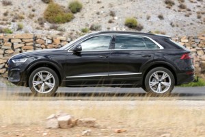 Audi-Q8-Spied-2