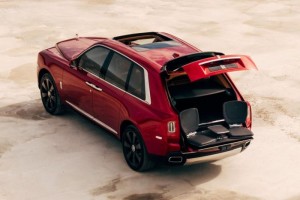 Rolls-Royce-Cullinan-3