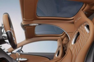 Bugatti-Chiron-Glass-Roof-3